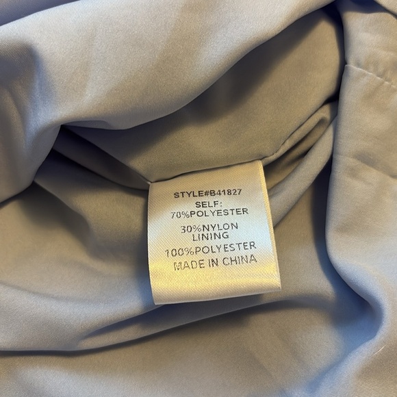 JODIFL Soft Blue Dress Pleated Ruffle Detail Flowy Size L - Picture 8 of 8